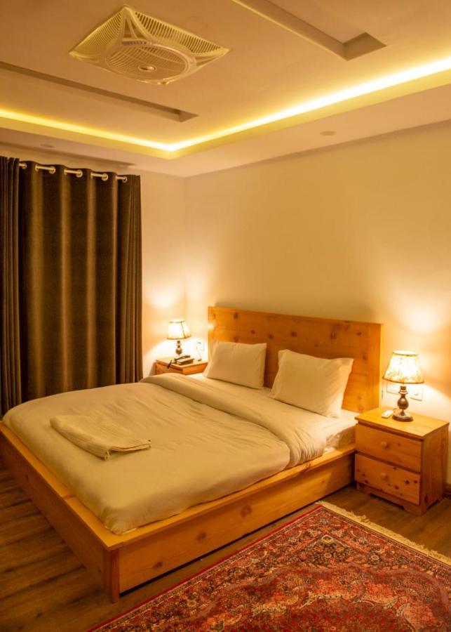 Hotel Reego Скарду Экстерьер фото