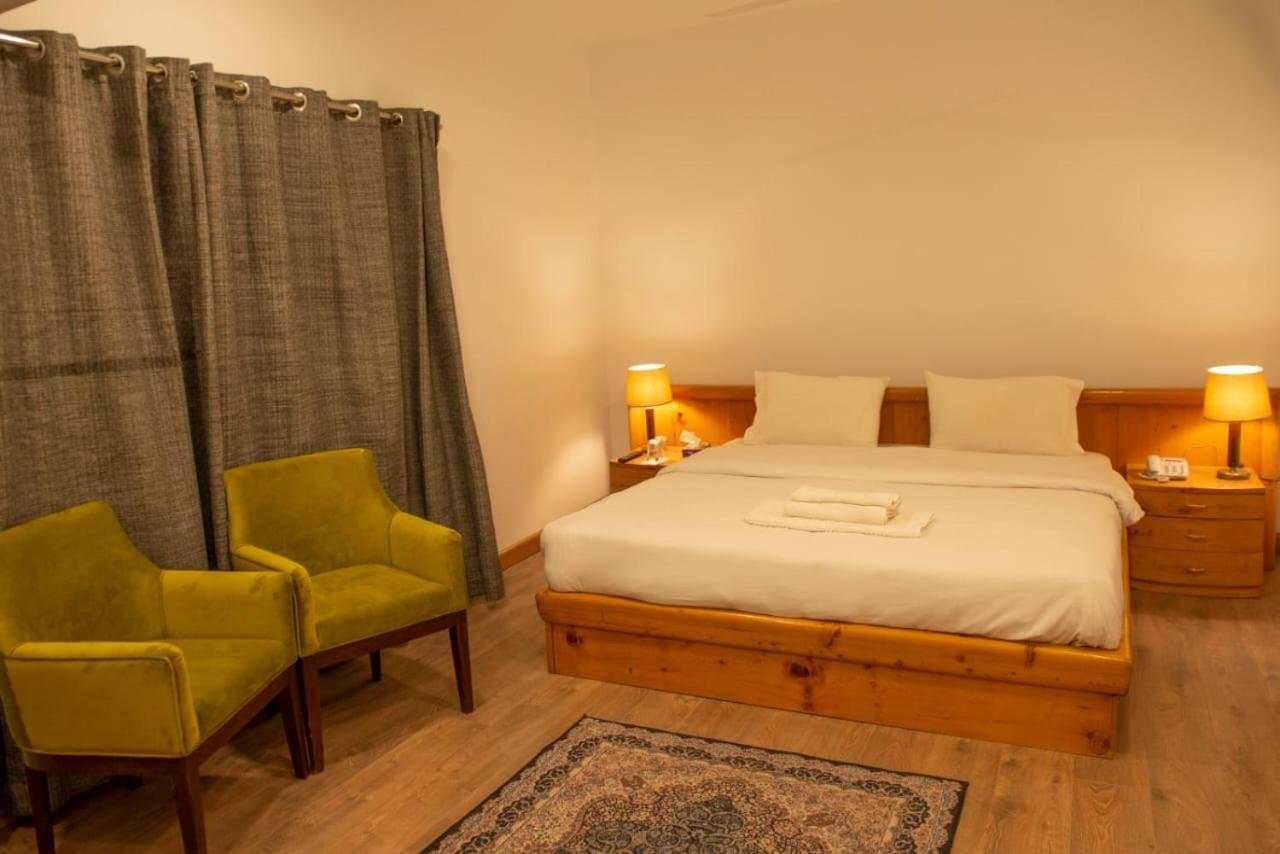 Hotel Reego Скарду Экстерьер фото